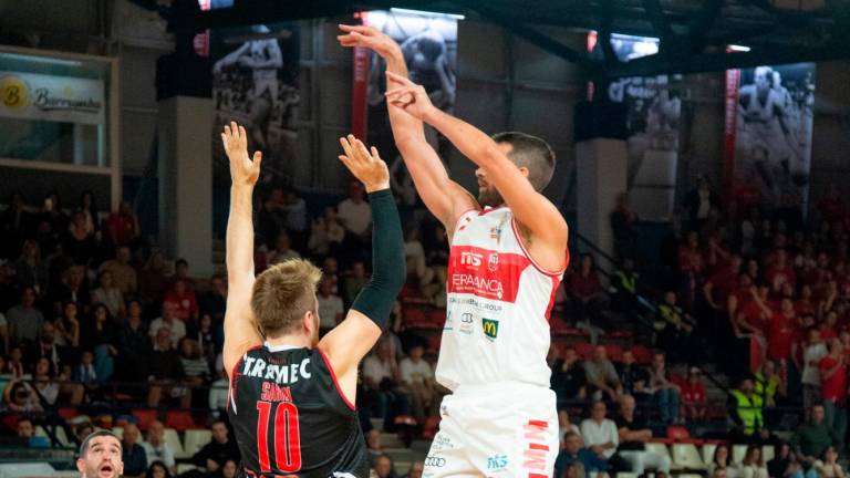 Basket A2, Rimini ko con Cento, Ferrari: “Non riusciamo a indirizzare le partite” - Gallery Basket A2, Rimini ko con Cento, Ferrari: “Non riusciamo a indirizzare le partite” - Gallery