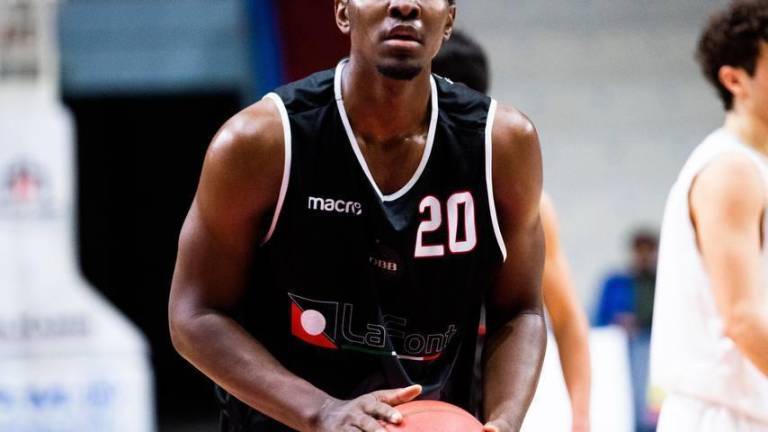Basket B, i Raggisolaris ufficializzano il centro Nkot Nkot Basket B, i Raggisolaris ufficializzano il centro Nkot Nkot