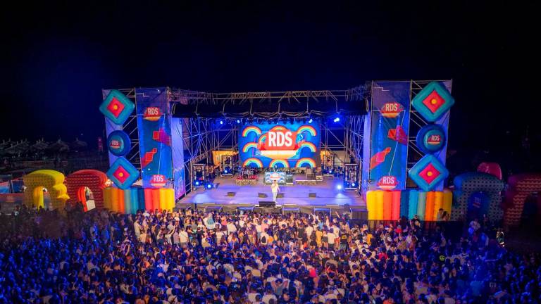 Rimini, Notte Rosa 2025 con Fedez, Olly, Tananai, Elodie, Ghali e BigMama Rimini, Notte Rosa 2025 con Fedez, Olly, Tananai, Elodie, Ghali e BigMama