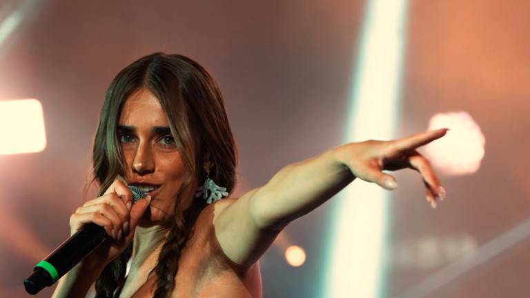 Rds summer festival fa il pienone, 40mila persone alla due giorni di Rimini. FOTOGALLERY Rds summer festival fa il pienone, 40mila persone alla due giorni di Rimini. FOTOGALLERY