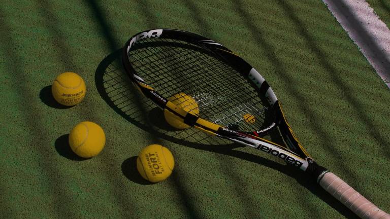 Tennis, Casadei avanza a Viserba Tennis, Casadei avanza a Viserba