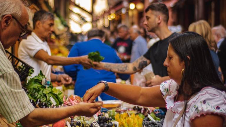 Forlì, effetto Covid sui bilancio delle famiglie: le spese obbligate si mangiano il 43% dei consumi Forlì, effetto Covid sui bilancio delle famiglie: le spese obbligate si mangiano il 43% dei consumi