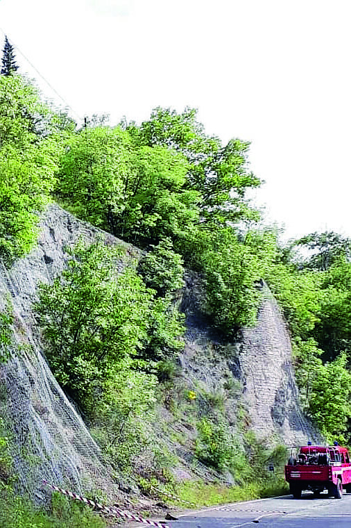 Maltempo, evitato il peggio a Reda, chiusa la Casolana in collina Maltempo, evitato il peggio a Reda, chiusa la Casolana in collina
