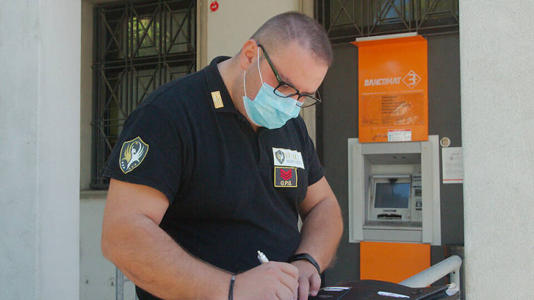 Fallisce assalto al bancomat a Lavezzola Fallisce assalto al bancomat a Lavezzola