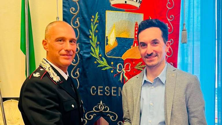 Il maggiore Iori con il sindaco Gozzoli Il maggiore Iori con il sindaco Gozzoli