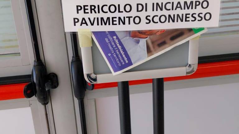 Pubblicità elettorale al Bufalini di Cesena: rimossa dopo le proteste Pubblicità elettorale al Bufalini di Cesena: rimossa dopo le proteste