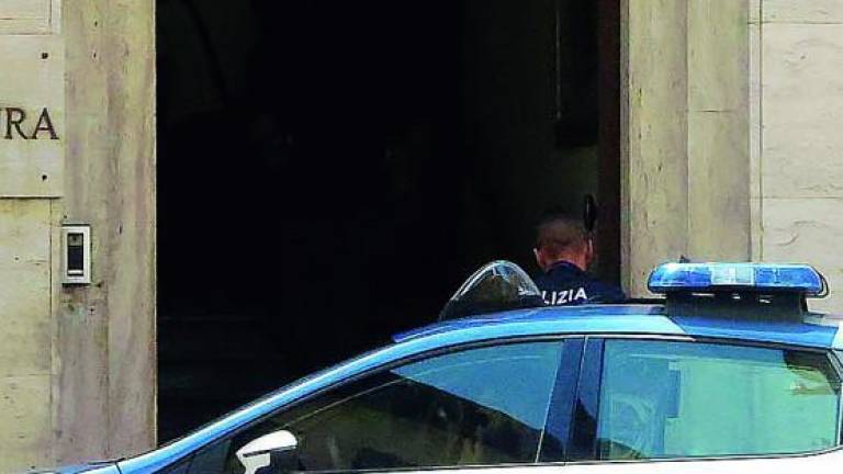 Il profugo che si firmò Matteo Salvini torna a seminare il caos a Rimini Il profugo che si firmò Matteo Salvini torna a seminare il caos a Rimini