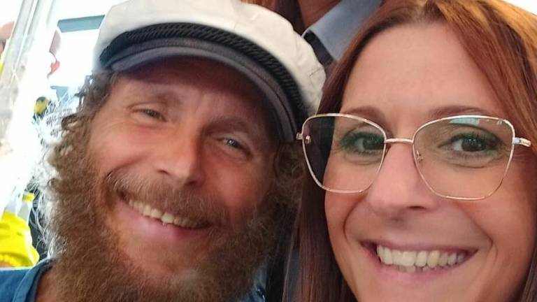 Dopo l’incidente in bici a Santo Domingo, Jovanotti è sbarcato a Forlì Dopo l’incidente in bici a Santo Domingo, Jovanotti è sbarcato a Forlì