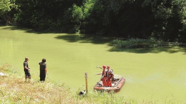 Ritrovato nel fiume il cadavere della donna scomparsa da tre giorni Ritrovato nel fiume il cadavere della donna scomparsa da tre giorni