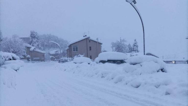 Meteo Romagna, neve domenica e lunedì in Appennino fino a 200 metri Meteo Romagna, neve domenica e lunedì in Appennino fino a 200 metri