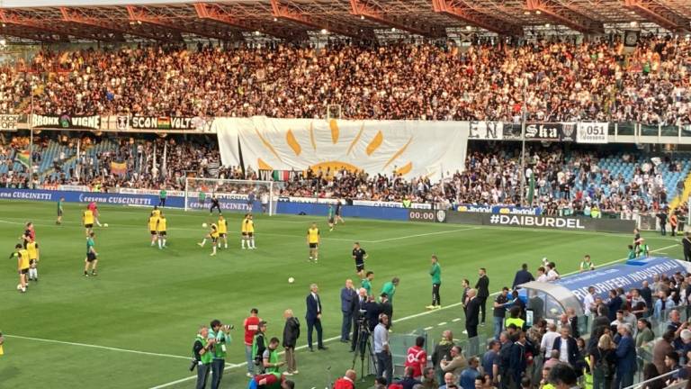 Calcio C play-off, Cesena: contro il Lecco si gioca alle 20.30 all'andata e al ritorno. Le due finali si giocheranno ad orari... impossibili Calcio C play-off, Cesena: contro il Lecco si gioca alle 20.30 all'andata e al ritorno. Le due finali si giocheranno ad orari... impossibili