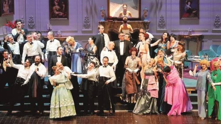 Al teatro Galli di Rimini la Traviata di Verdi Al teatro Galli di Rimini la Traviata di Verdi