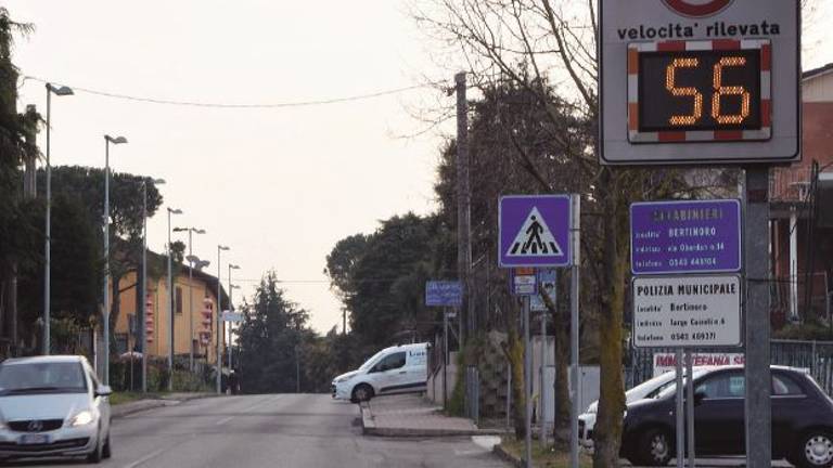 Salendo a Bertinoro otto auto su dieci non rispettano i limiti Salendo a Bertinoro otto auto su dieci non rispettano i limiti