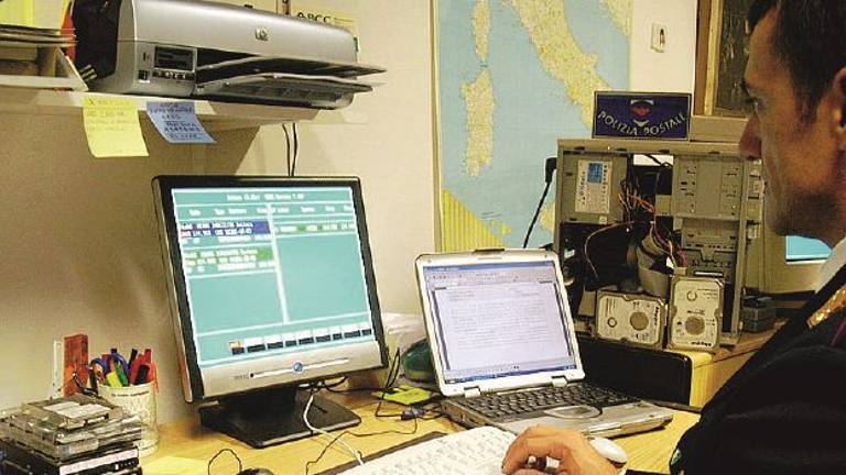 Cesena, ruba mail a medico per provare a truffare i conoscenti Cesena, ruba mail a medico per provare a truffare i conoscenti