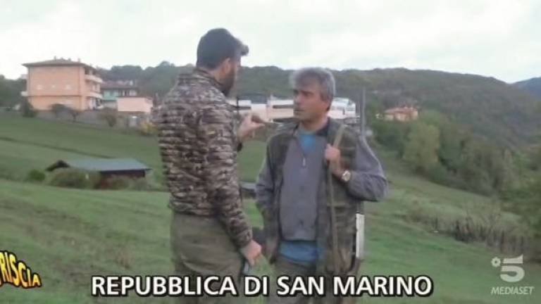 Polemiche San Marino-Striscia la Notizia. Il giornalista: Mai parlato di bracconieri nel servizio tv Polemiche San Marino-Striscia la Notizia. Il giornalista: Mai parlato di bracconieri nel servizio tv