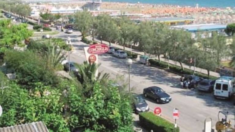 La Cooperativa bagnini di Cervia protesta per la chiusura del lungomare La Cooperativa bagnini di Cervia protesta per la chiusura del lungomare