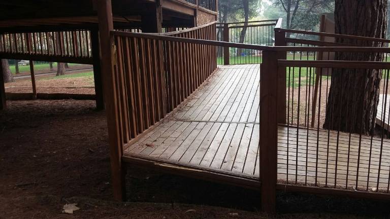 Riccione, vandali al parco della Resistenza e contro le panchine di viale Sicilia Riccione, vandali al parco della Resistenza e contro le panchine di viale Sicilia