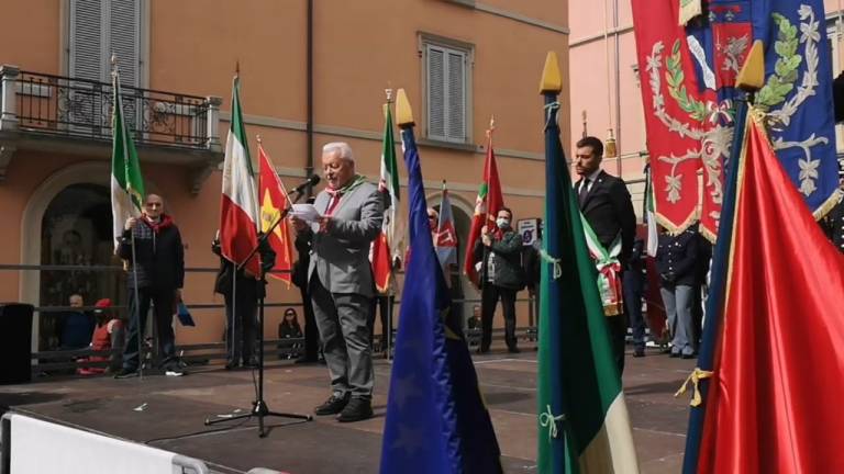 Imola, il 25 Aprile in piazza contro la guerra e per la libertà VIDEO Imola, il 25 Aprile in piazza contro la guerra e per la libertà VIDEO