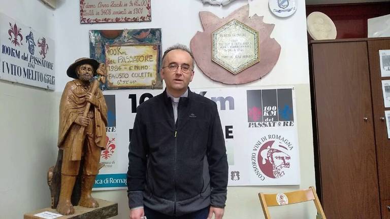 Faenza, la 100 km di don Luca tra ospedali e case di riposo Faenza, la 100 km di don Luca tra ospedali e case di riposo