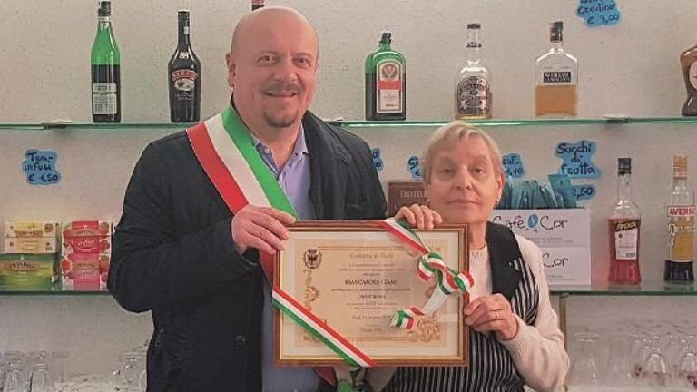 Il “Bar Roma” di Forlì fa 80 anni, testimone della città Il “Bar Roma” di Forlì fa 80 anni, testimone della città