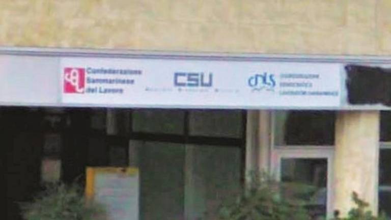 Spending review, Csu: «Va colpita l’evasione non gli stipendi pubblici» Spending review, Csu: «Va colpita l’evasione non gli stipendi pubblici»
