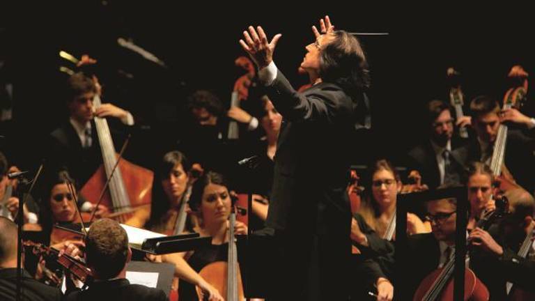 Muti rende omaggio al violinista Ricci con Wilfried Hedenborg Muti rende omaggio al violinista Ricci con Wilfried Hedenborg
