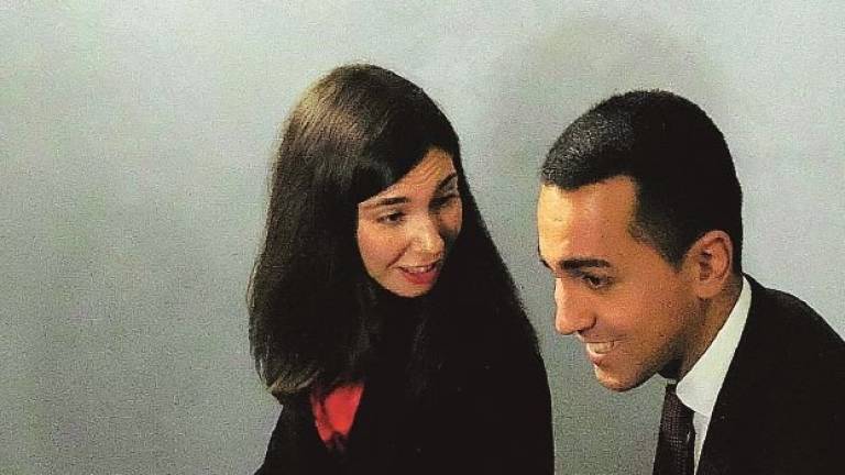 Giulia Sarti, la giustizia usata per farsi rieleggere Giulia Sarti, la giustizia usata per farsi rieleggere