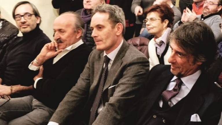C'è un nome per la corsa a sindaco. Il centrodestra guarda a Michele Taroni C'è un nome per la corsa a sindaco. Il centrodestra guarda a Michele Taroni