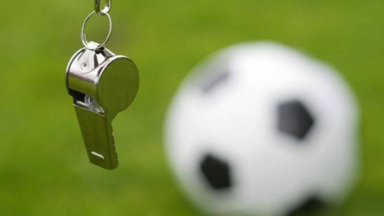 Calcio, un esposto scuote il mondo arbitrale: nel mirino anche il cesenate Brighi Calcio, un esposto scuote il mondo arbitrale: nel mirino anche il cesenate Brighi