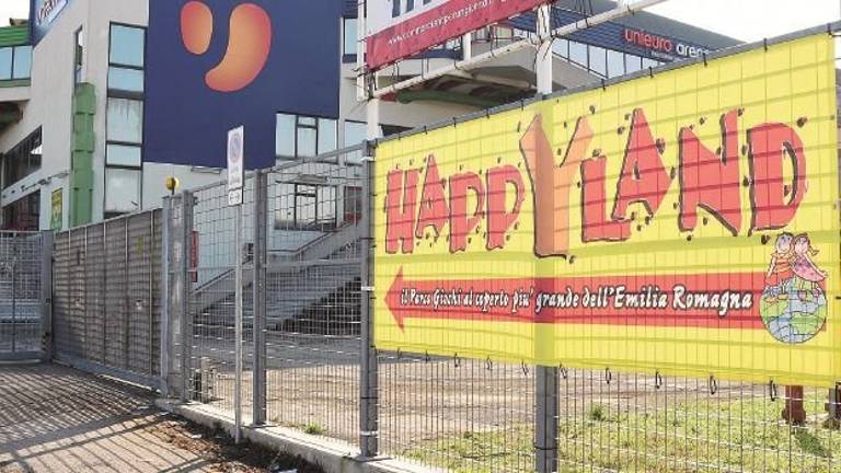Malore fatale mentre sta giocando: muore bambino di 7 anni Malore fatale mentre sta giocando: muore bambino di 7 anni