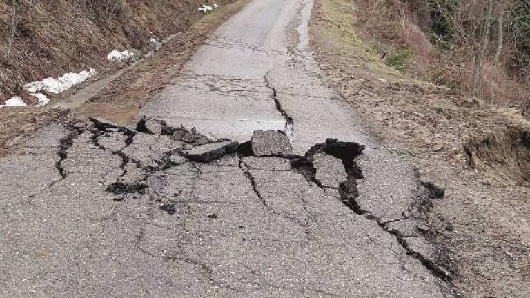 Alluvione, fondo per le strade nei piccoli comuni: stanziati 50 milioni di euro Alluvione, fondo per le strade nei piccoli comuni: stanziati 50 milioni di euro