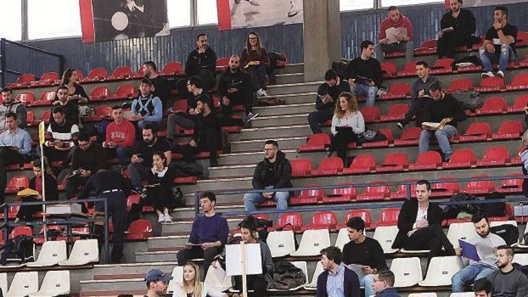Rimini, i giovani snobbano il maxi concorso per diventare vigili Rimini, i giovani snobbano il maxi concorso per diventare vigili