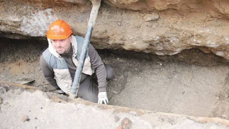 Cantiere di via Strinati. C'è un nuovo mosaico Cantiere di via Strinati. C'è un nuovo mosaico
