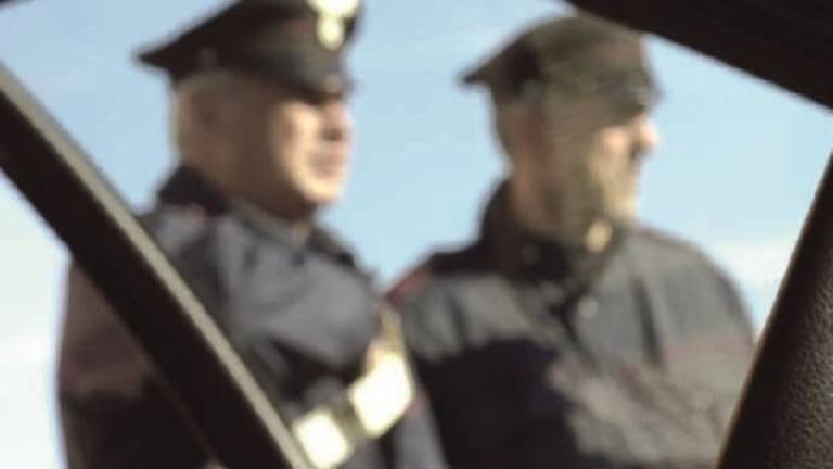 Perseguita i vicini: 48enne arrestato a Riccione per stalking e lesioni Perseguita i vicini: 48enne arrestato a Riccione per stalking e lesioni
