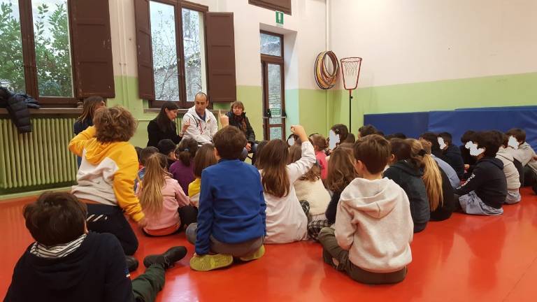 Ravenna, il Mordani dice no al bullismo. Anche a colpi di karate Ravenna, il Mordani dice no al bullismo. Anche a colpi di karate
