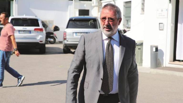 Il futuro del Cesena ora è davvero appeso a un filo Il futuro del Cesena ora è davvero appeso a un filo
