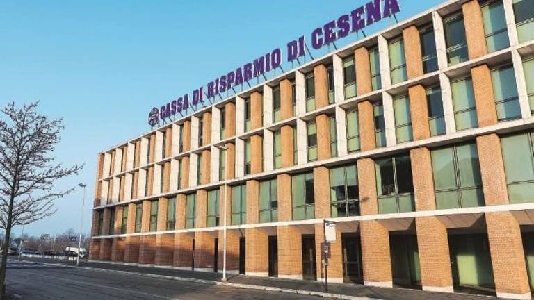 Fusione Carisp a marce forzate: decisi i valori di azioni e warrant Fusione Carisp a marce forzate: decisi i valori di azioni e warrant