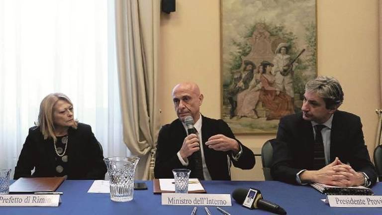 Minniti: la Questura si sposta in piazzale Bornaccini, per ora Minniti: la Questura si sposta in piazzale Bornaccini, per ora
