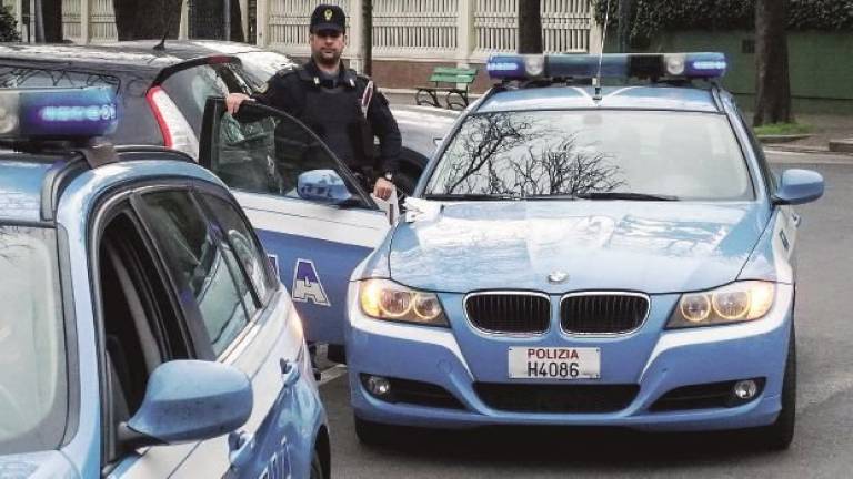 Rissa tra immigrati in un condominio: in tre finiscono al pronto soccorso Rissa tra immigrati in un condominio: in tre finiscono al pronto soccorso
