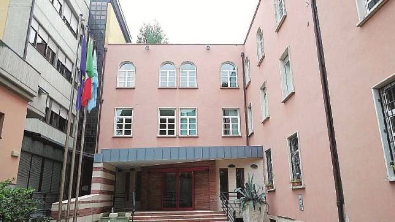 Lavori alle fogne e maxi allagamento: dopo 25 anni il Comune presenta il conto Lavori alle fogne e maxi allagamento: dopo 25 anni il Comune presenta il conto