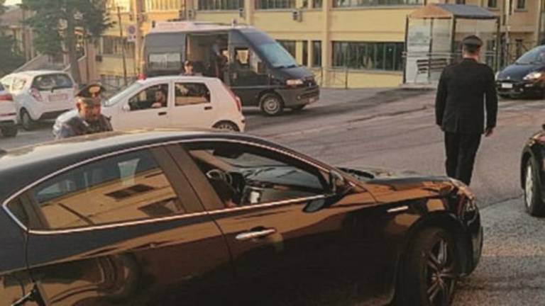 Rimini, tentata rapina a quattro ragazzini. Presa baby-gang: il “capo” ha 14 anni Rimini, tentata rapina a quattro ragazzini. Presa baby-gang: il “capo” ha 14 anni