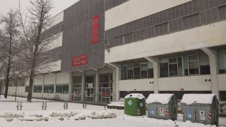 Un piano di intervento per curare tutte le ferite strutturali del liceo Un piano di intervento per curare tutte le ferite strutturali del liceo