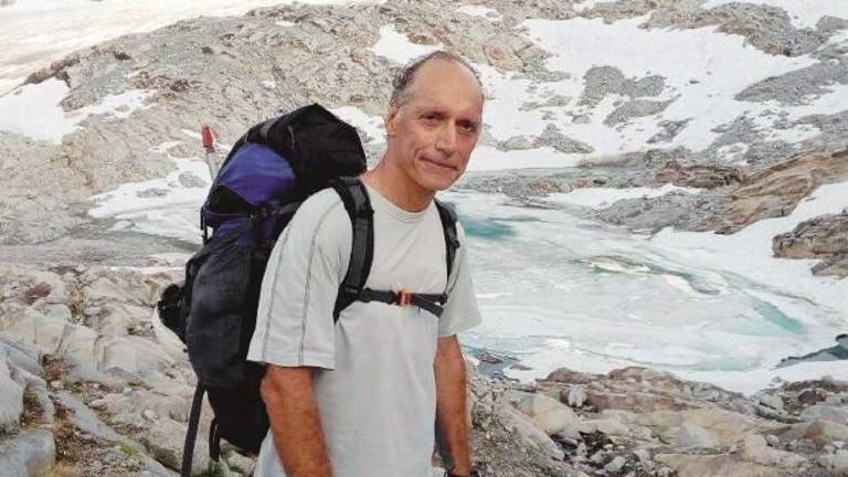 Tragedia sul Monviso, parla il ravennate sopravvissuto: «Ho cercato di convincerlo, ma è voluto tornare a piedi» Tragedia sul Monviso, parla il ravennate sopravvissuto: «Ho cercato di convincerlo, ma è voluto tornare a piedi»