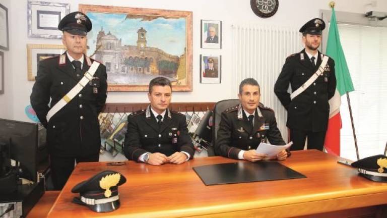 Caporalato, ancora clandestini sfruttati nell’avicolo tra Cesena e Forlì. Due arresti e una denuncia Caporalato, ancora clandestini sfruttati nell’avicolo tra Cesena e Forlì. Due arresti e una denuncia