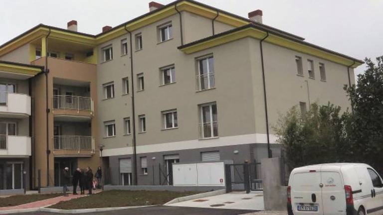 Scoperti i tesoretti dei finti poveri: in trenta fuori dalle case popolari Scoperti i tesoretti dei finti poveri: in trenta fuori dalle case popolari