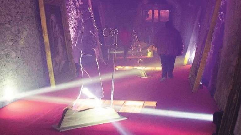 San Marino, apre Galleria Montale: 40 metri di stupore ed effetti scenici San Marino, apre Galleria Montale: 40 metri di stupore ed effetti scenici
