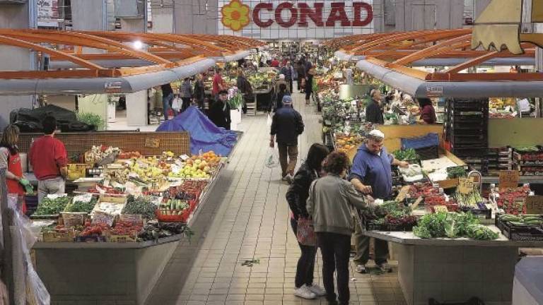 Mercato coperto: secondo piano dedicato a cucina e ristorazione Mercato coperto: secondo piano dedicato a cucina e ristorazione