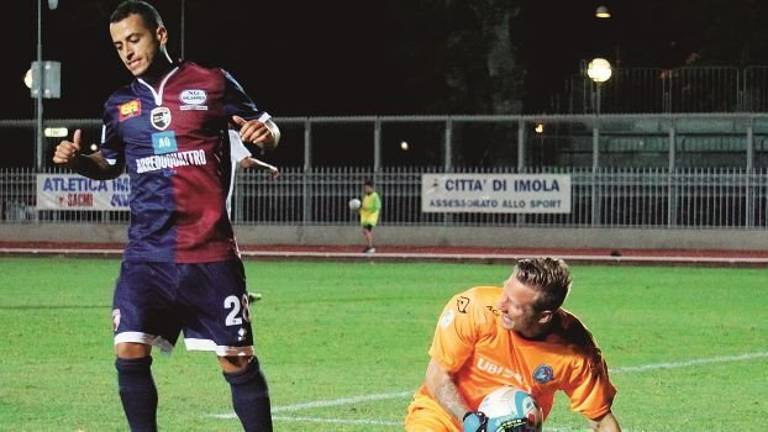 Adesso la rivelazione Imolese aspetta la crescita di Giovinco Adesso la rivelazione Imolese aspetta la crescita di Giovinco