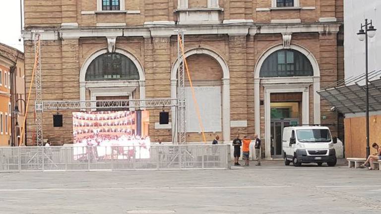 L’omaggio in musica di Muti a Gardini. Un’emozione da vivere anche in piazza L’omaggio in musica di Muti a Gardini. Un’emozione da vivere anche in piazza