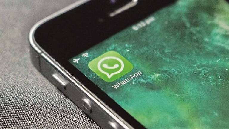 Rimini, giostraio finge di essere minorenne e adesca 13enni su Whatsapp Rimini, giostraio finge di essere minorenne e adesca 13enni su Whatsapp